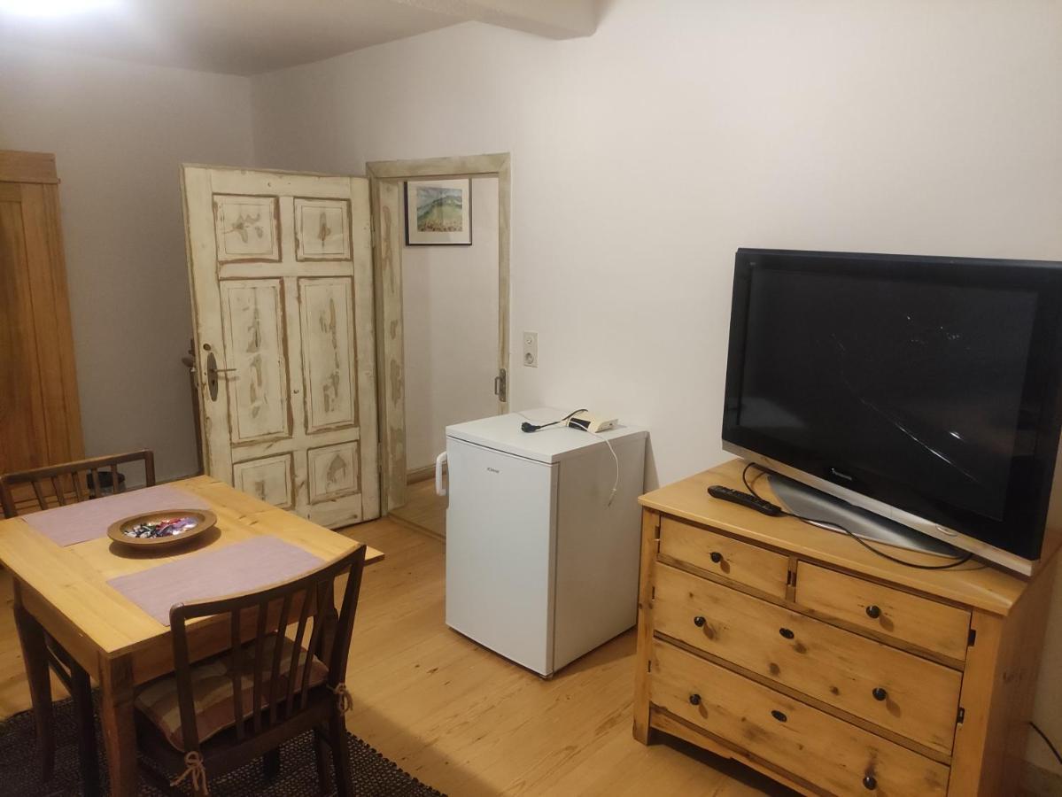 Zimmer A Veljanovski Blaufelden Bagian luar foto